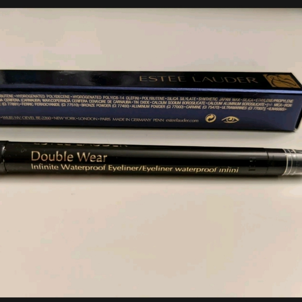 Estee Lauder Double Wear Infinite Waterproof Liner - Picture 6 of 7